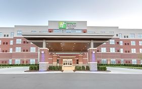 Holiday Inn Express & Suites Plymouth - Ann Arbor Area By Ihg